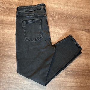 Size 12 skinny, high rise, stretch jeans - David Bitton